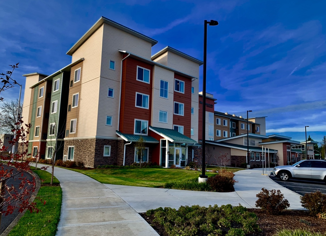 https://www.roofportland.com/wp-content/uploads/Marriott-Residence-Inn-Vancouver-WA-2.png