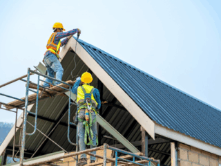 The Benefits of Hiring a Level 2 General Contractor for Roofing